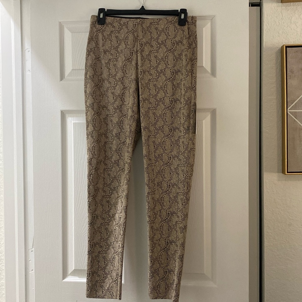 NWT ZARA Snake Skin Patterned Leggings